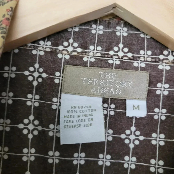 The Territory Ahead Women's Button-Up Top M Beige Floral 100% Cotton Long Sleeve - Picture 3 of 6